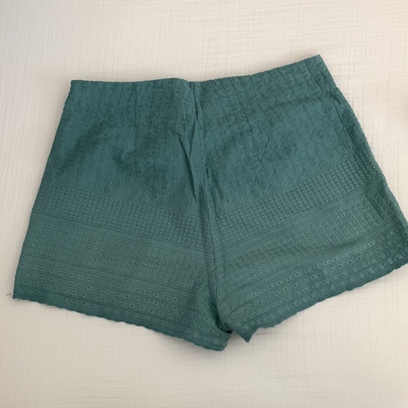 Stylish Aqua Green Free People Shorts - Picture 4 of 4